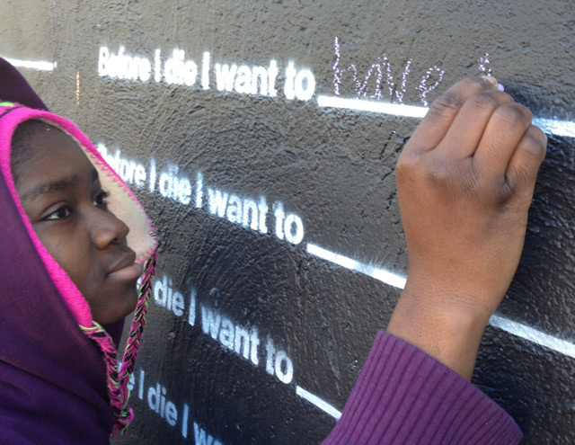 Before I Die Comes to Chicago street art installation Chicago
